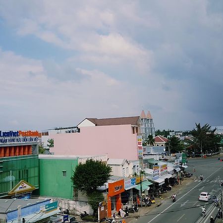 Huynh Nhu Hotel Ca Mau Экстерьер фото